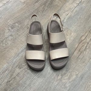Women’s sandals